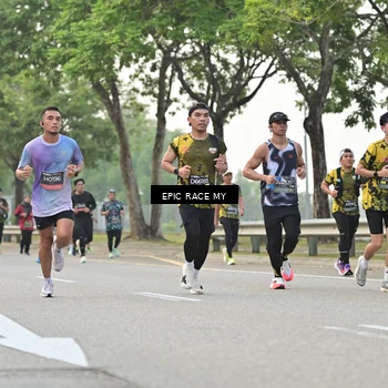 Runner Photo 6500902