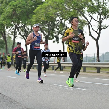 Runner Photo 6500915