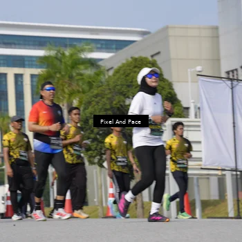 Runner Photo 6500916