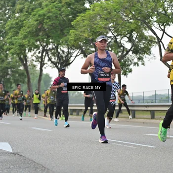 Runner Photo 6500922
