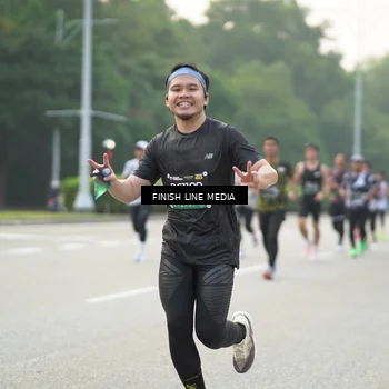 Runner Photo 6500925