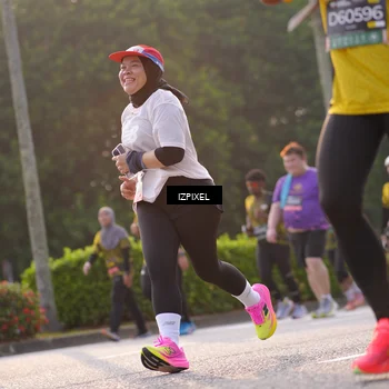 Runner Photo 6500946
