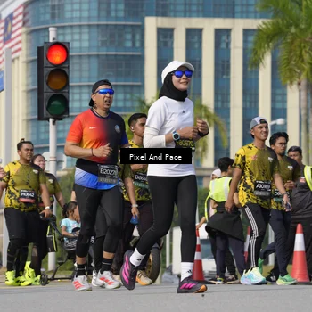 Runner Photo 6500955