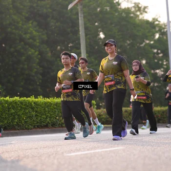 Runner Photo 6500958