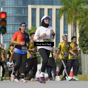 Runner Photo 6500964