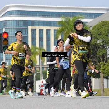 Runner Photo 6500993