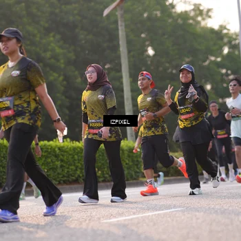 Runner Photo 6500996