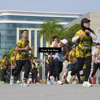 Runner Photo 6501001