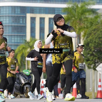 Runner Photo 6501004