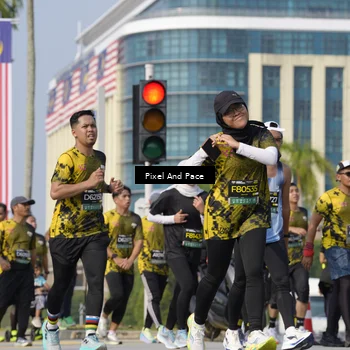 Runner Photo 6501012