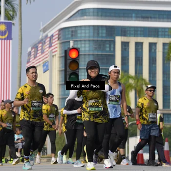 Runner Photo 6501017