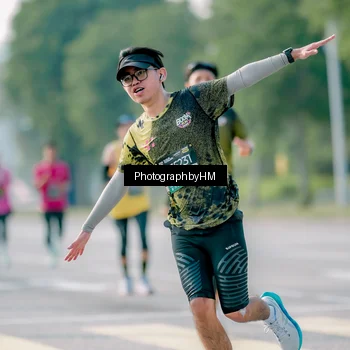 Runner Photo 6501021