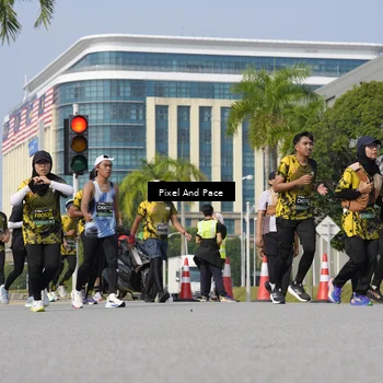 Runner Photo 6501025