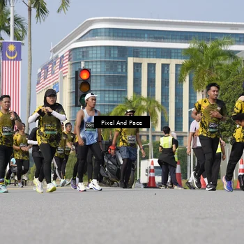 Runner Photo 6501036