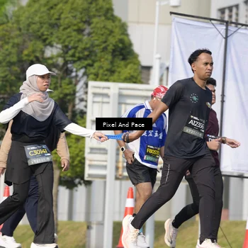 Runner Photo 6501060