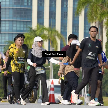 Runner Photo 6501100