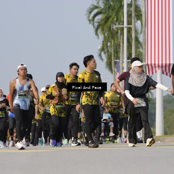 Runner Photo 6501144