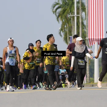 Runner Photo 6501150