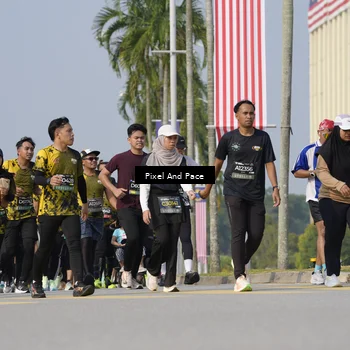 Runner Photo 6501159