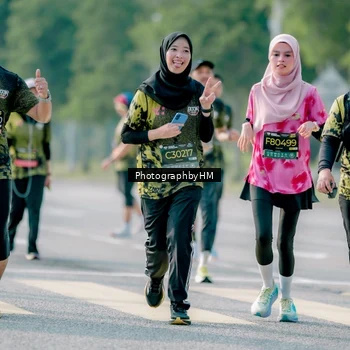 Runner Photo 6501234