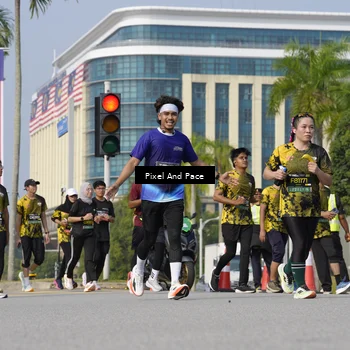 Runner Photo 6501305