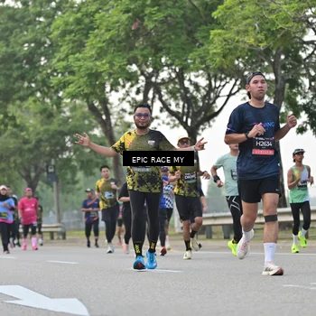 Runner Photo 6501318