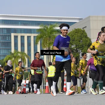 Runner Photo 6501332
