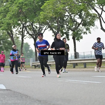 Runner Photo 6501360