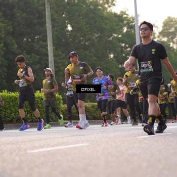 Runner Photo 6501429