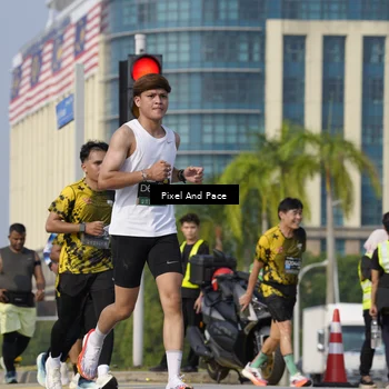 Runner Photo 6501479