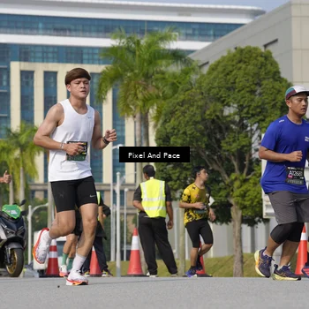 Runner Photo 6501550