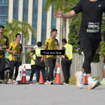 Runner Photo 6501635