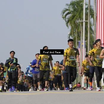 Runner Photo 6501666