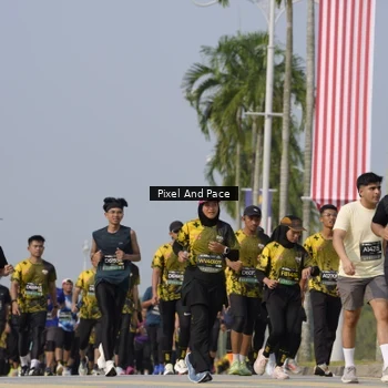 Runner Photo 6501760