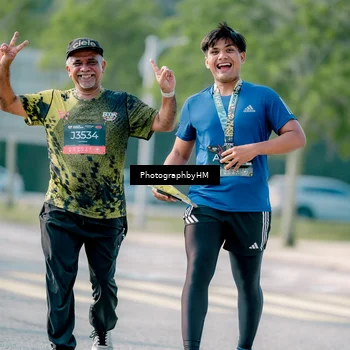 Runner Photo 6502024