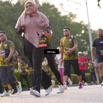Runner Photo 6502092
