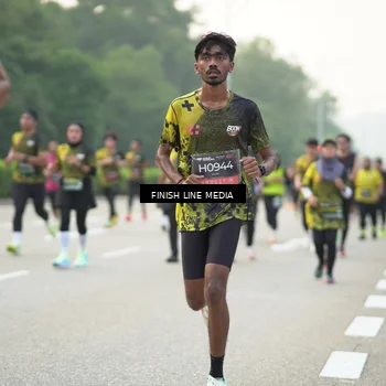 Runner Photo 6502192