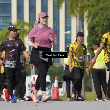 Runner Photo 6502273