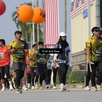 Runner Photo 6502292