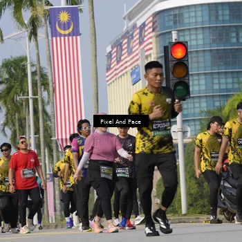 Runner Photo 6502339