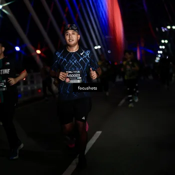 Runner Photo 6502347