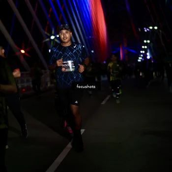 Runner Photo 6502396