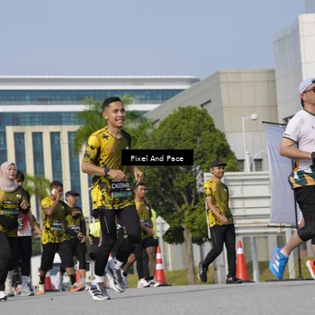 Runner Photo 6502426