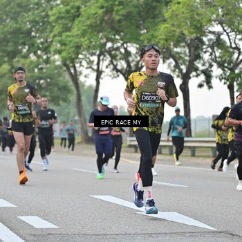 Runner Photo 6502443