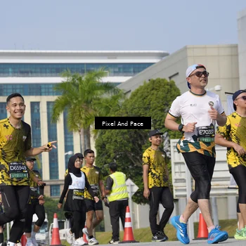 Runner Photo 6502456