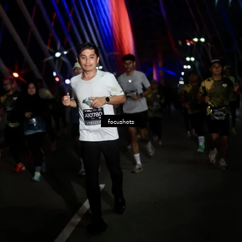 Runner Photo 6502478