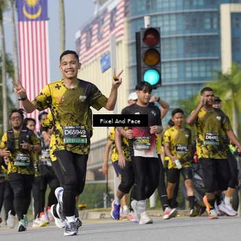 Runner Photo 6502479