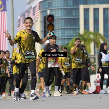 Runner Photo 6502506