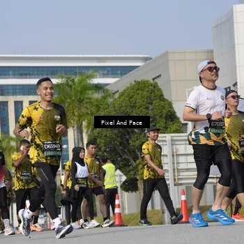Runner Photo 6502511