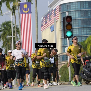 Runner Photo 6502575